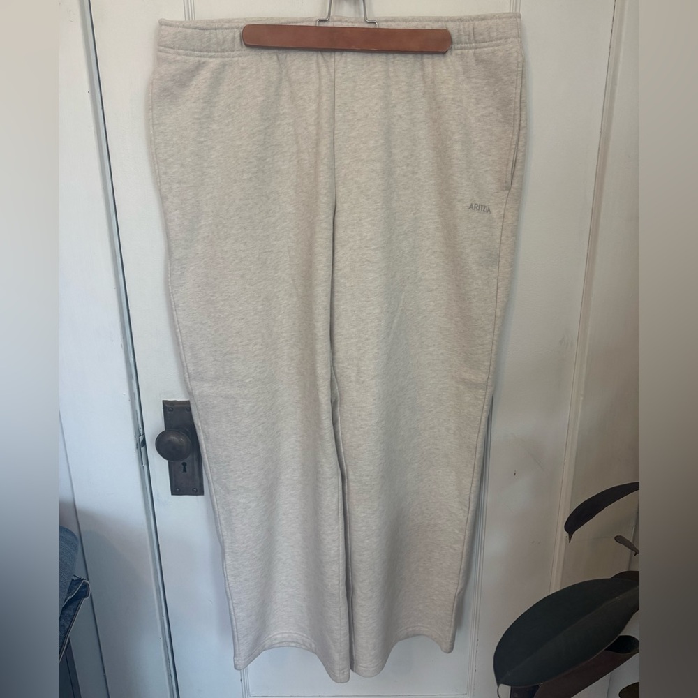 NWT ARITZIA MEGA STRAIGHT - HEATHER LIGHT OATMEAL XL